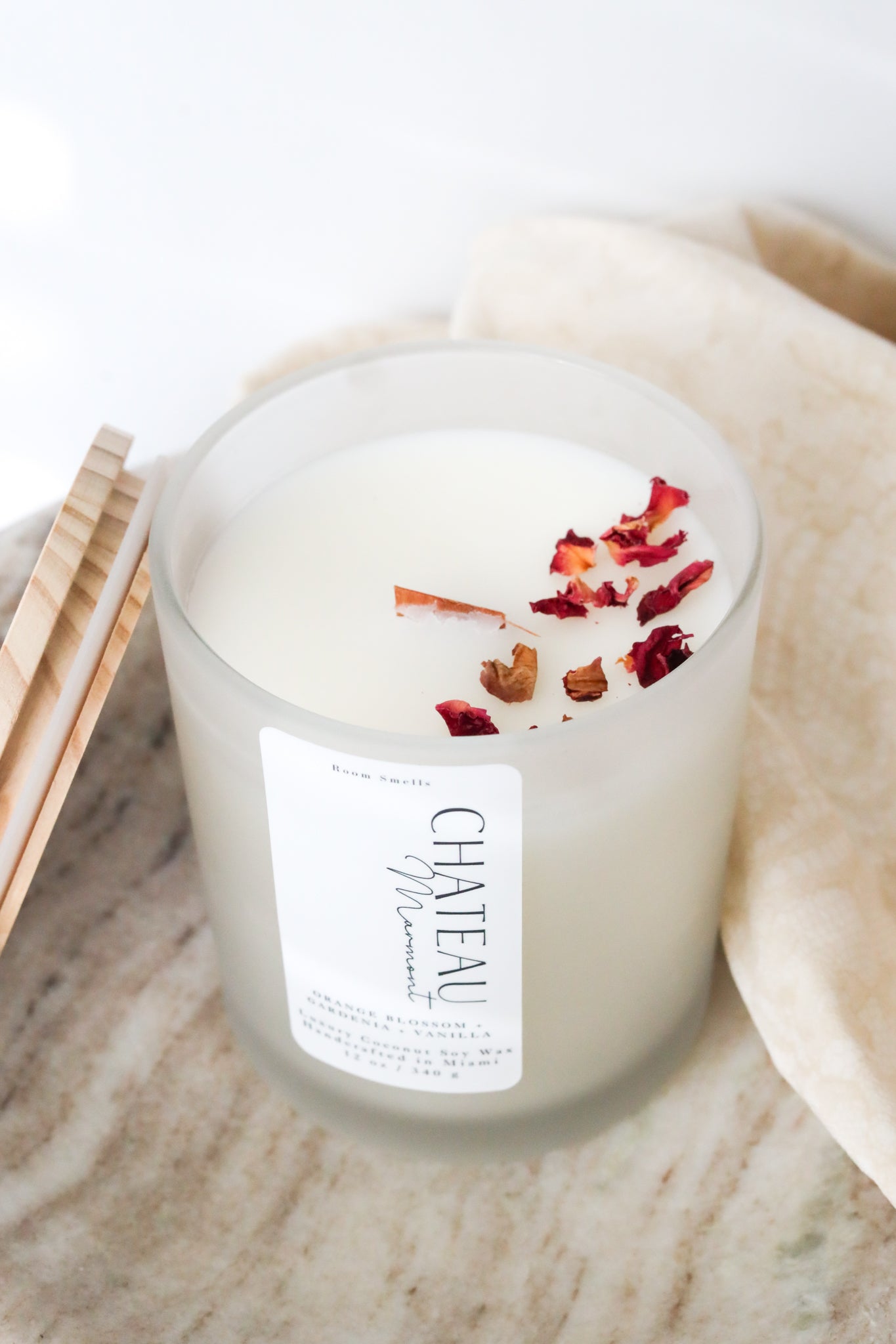 Chateau - 12 oz Candle