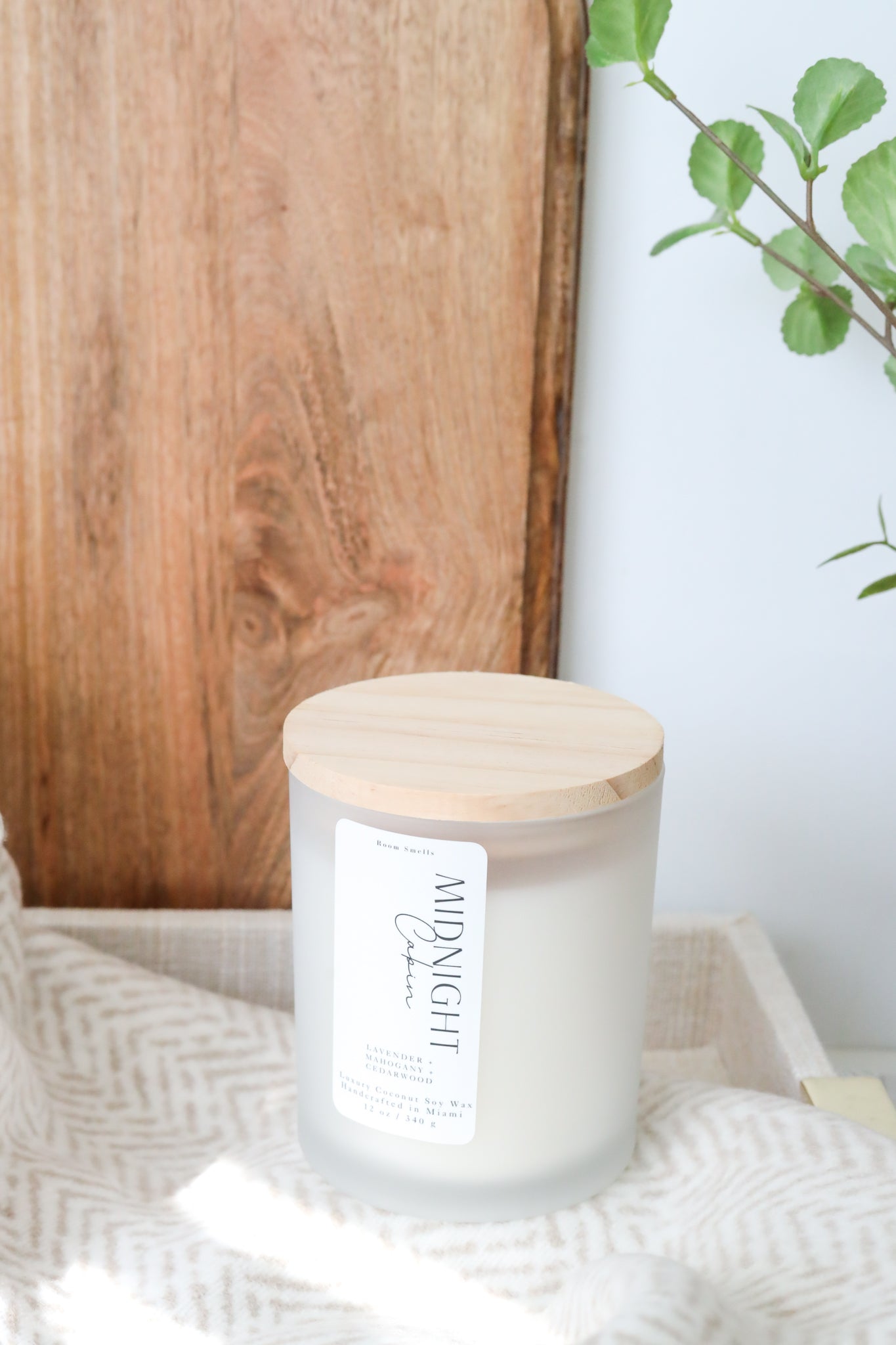Midnight Cabin - 12 oz Candle