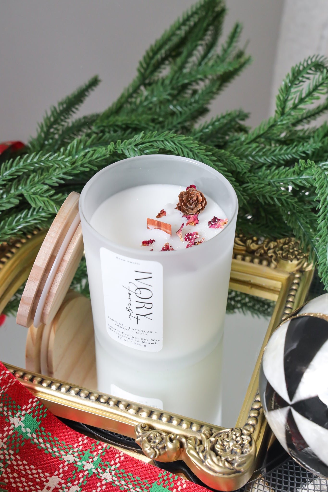 Ivory Forest- 12 oz Candle