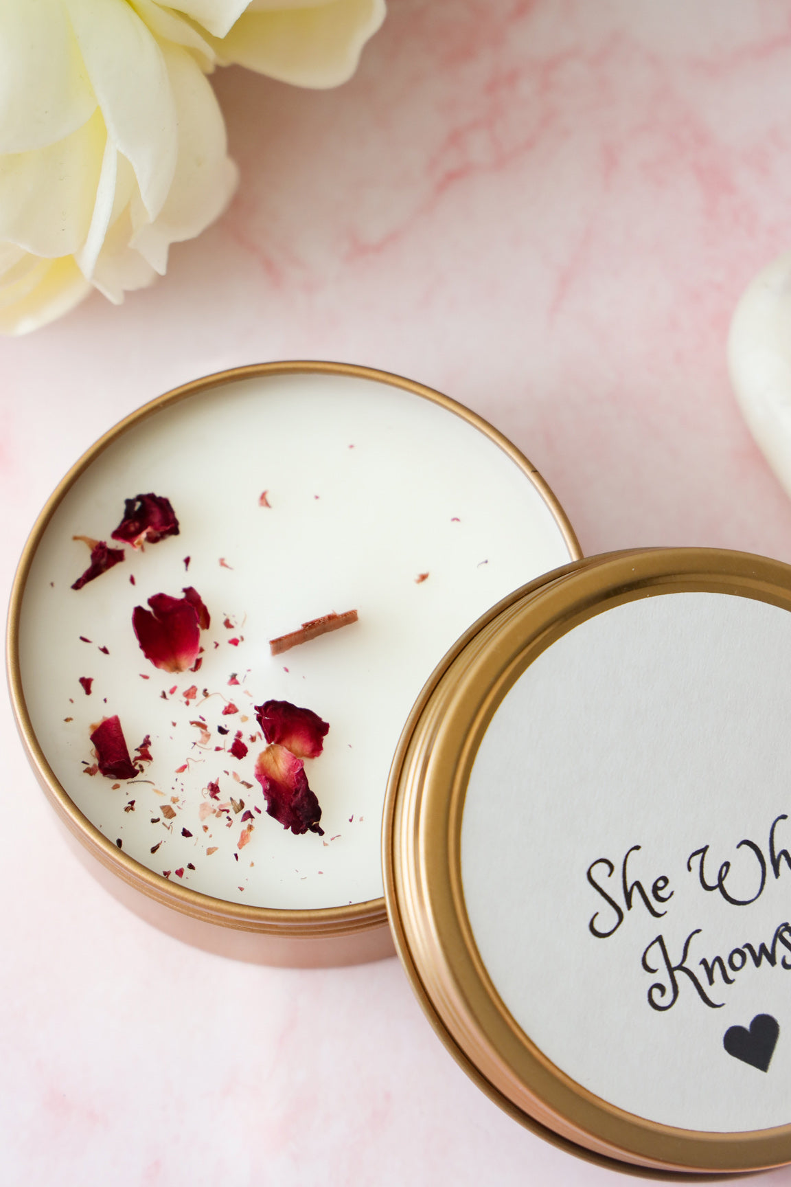 She Who Knows - 3.5 oz Travel Tin