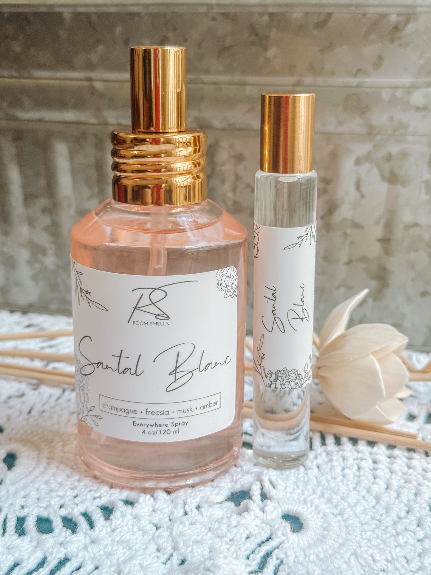 Santal Blanc - 4 oz Everywhere Spray