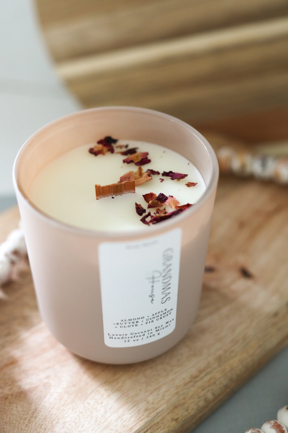 Grandmas House - 14 oz Candle