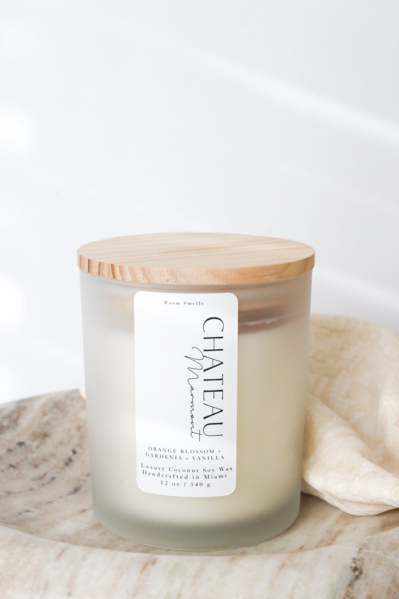 Room Smells Chateau Candle - Thumbnail 5