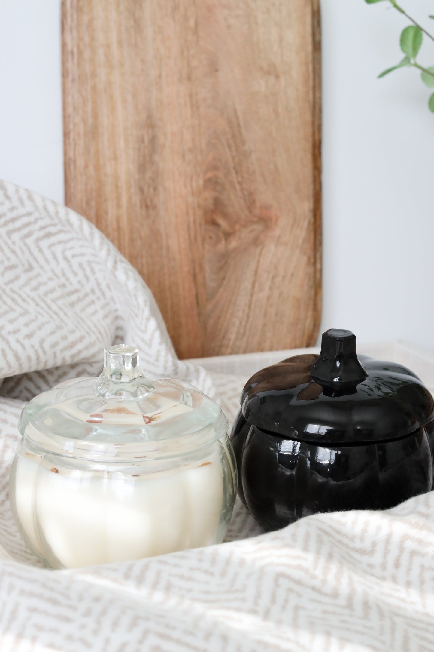 Glass Pumpkin - 16oz - Black