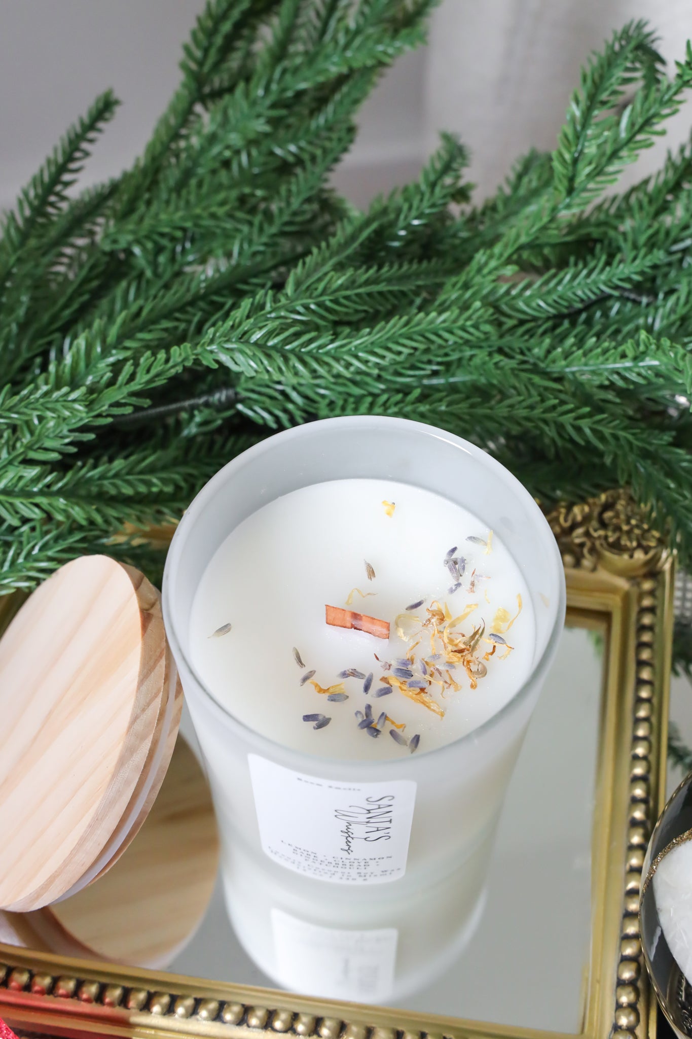 Santas Whiskers - 12 oz candle