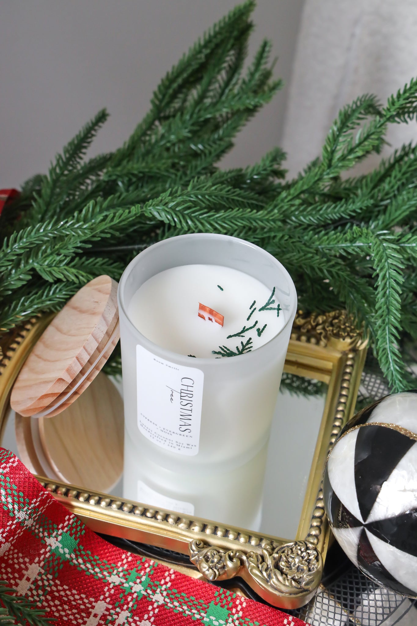 Christmas Tree - 12 oz Candle