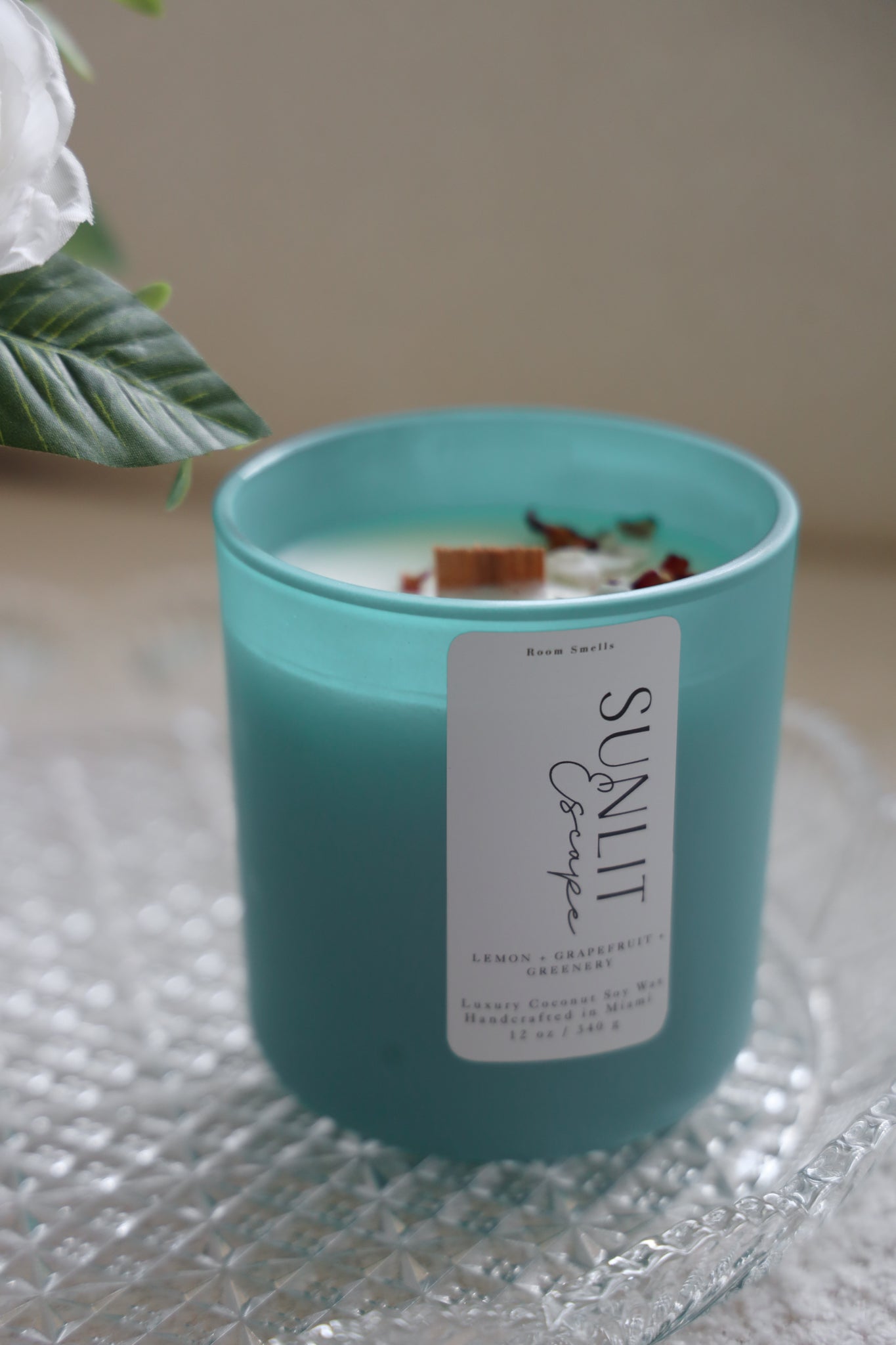 Sunlit Escape - 12oz Candle